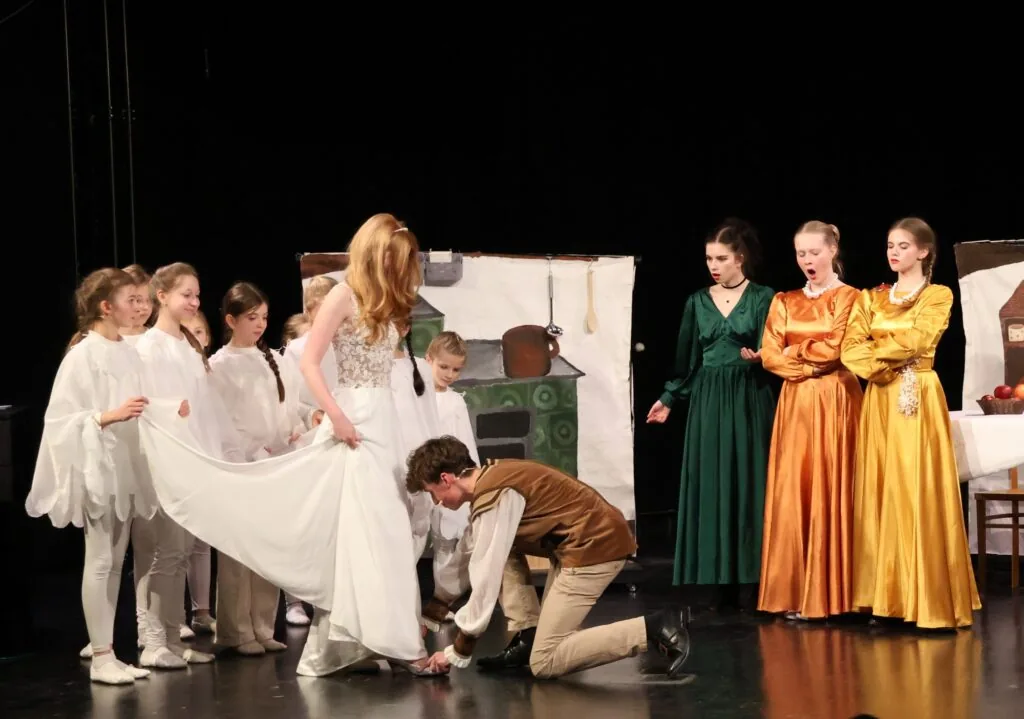 Foto – Muzikál Popelka