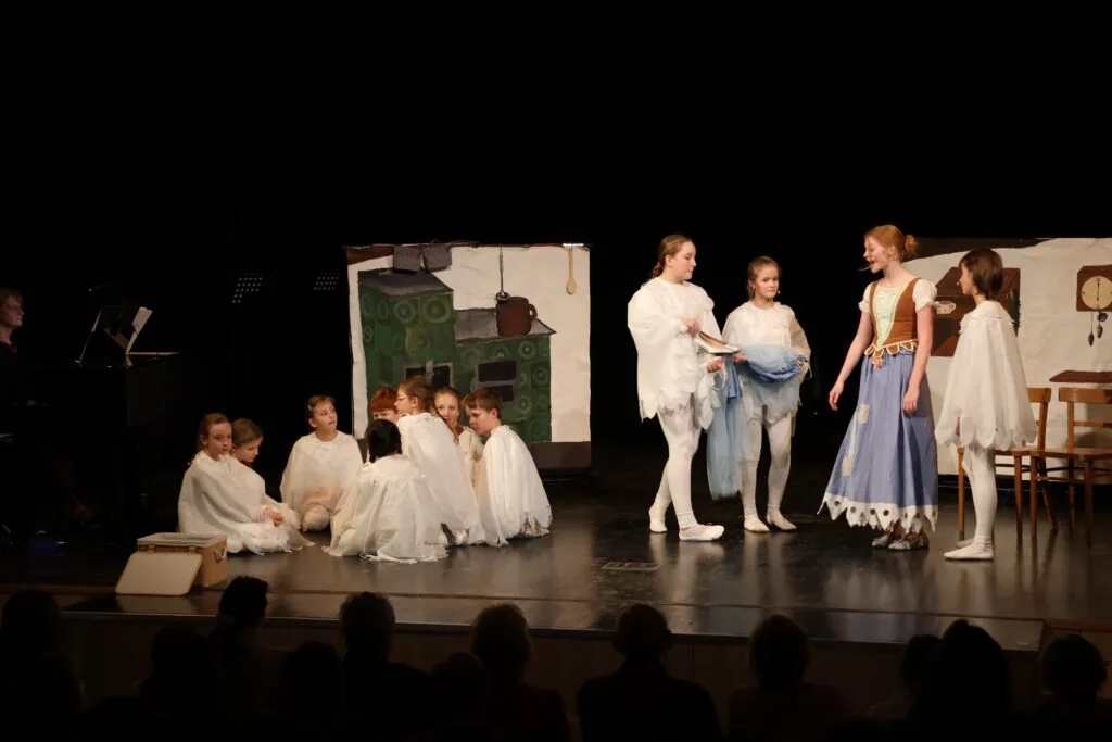 Foto – Popelka 2. premiéra 25. 1. 2026